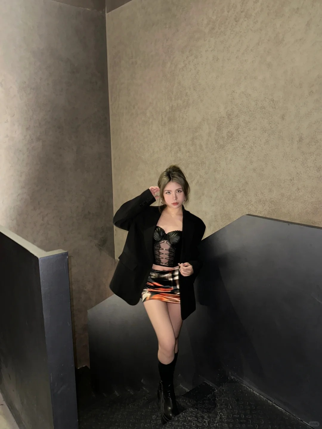 From Xiaohongshu Fashion Expert /Of course, the night is meant for drinking. _ Sweet Zhang Zhang From Xiaohongshu Fashion Expert /Of course, the night is meant for drinking. _ Sweet Zhang Zhang